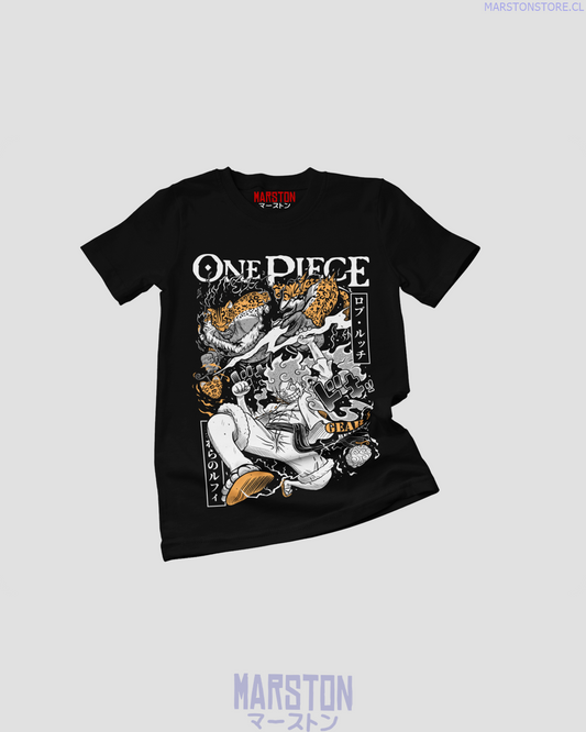 Polera negra One Piece con Monkey D. Luffy en Gear 5 contra Rob Lucci