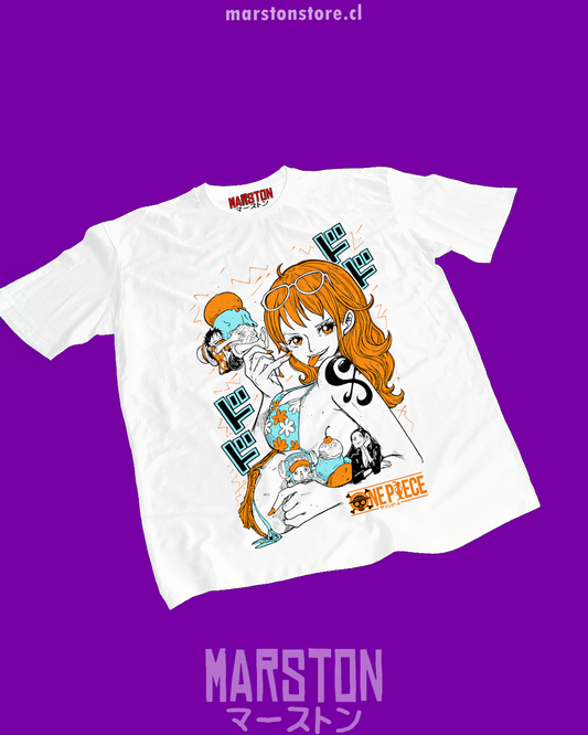 Polera blanca One Piece con diseño de Nami