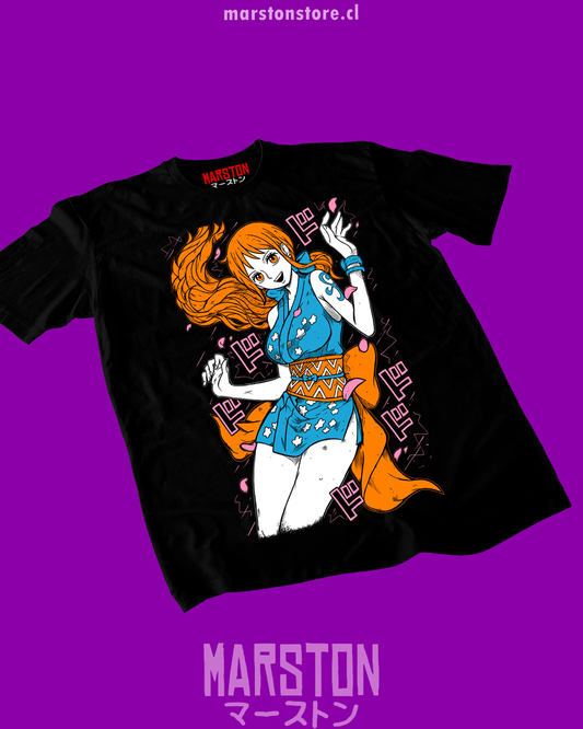 Polera negra One Piece con diseño de Nami