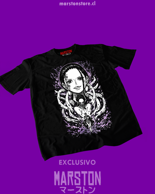Polera negra One Piece con diseño de Nico Robin