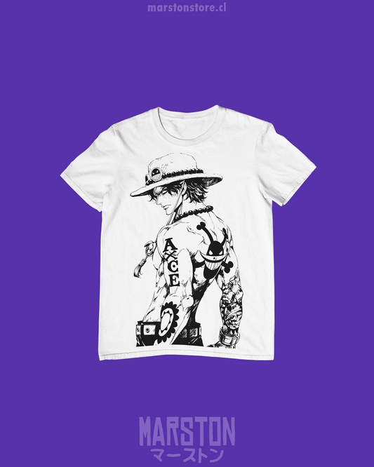 Polera One Piece con diseño de Portgas D. Ace