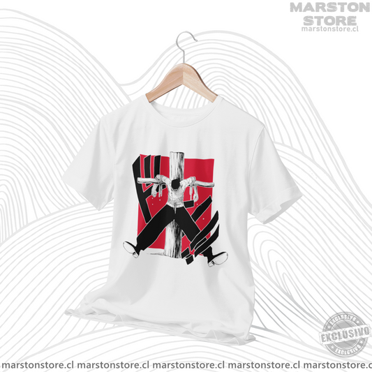 Polera blanca One Piece con diseño de Roronoa Zoro