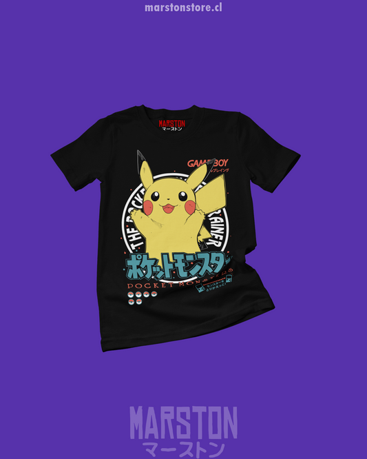 Polera negra de Pokémon con diseño de Pikachu