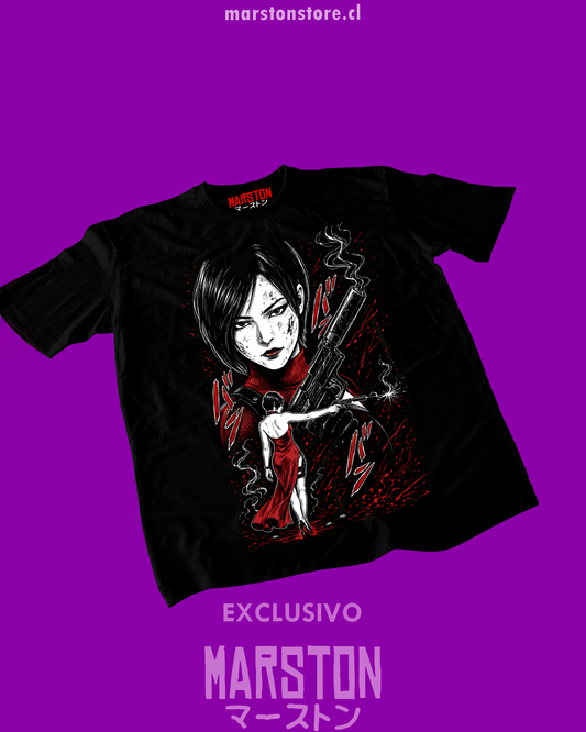 Polera negra Resident Evil con diseño de Ada Wong