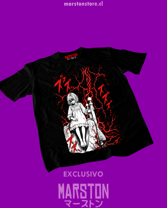 Polera negra Resident Evil Requiem con diseño de Emily