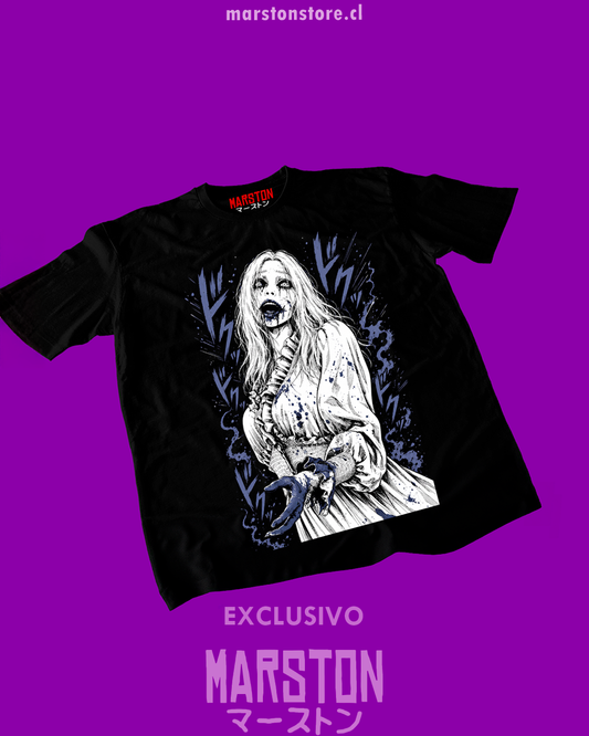 Polera negra con diseño de Resident Evil Requiem