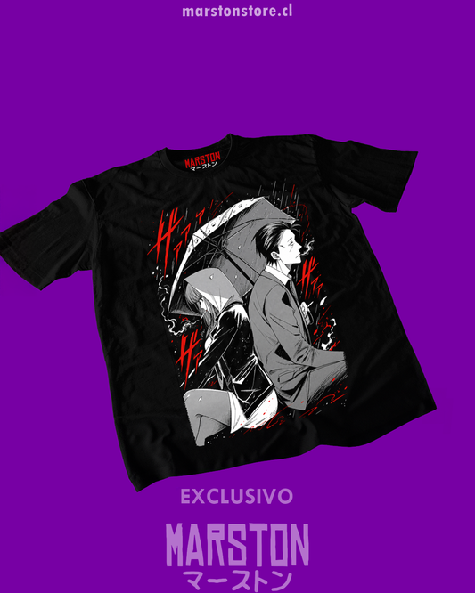 Polera negra Smoking Behind the Supermarket with You con diseño de Yamada y Sasaki