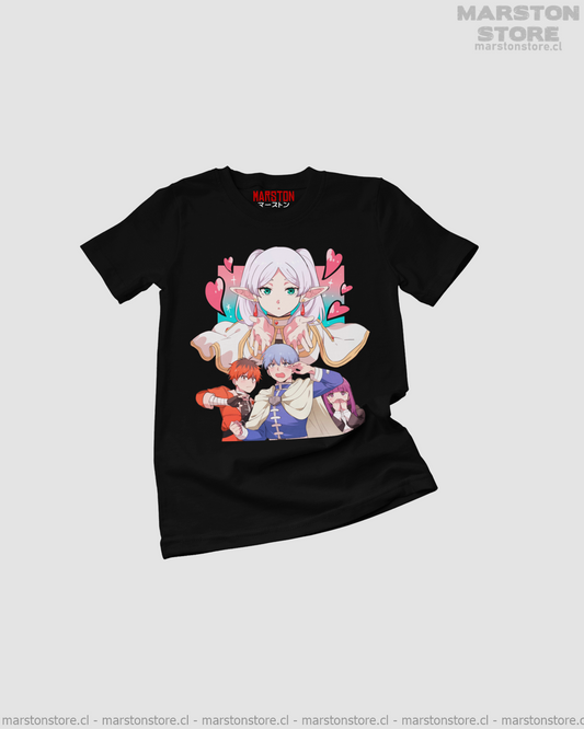 Polera negra Sousou no Frieren con diseño inspirado en el anime