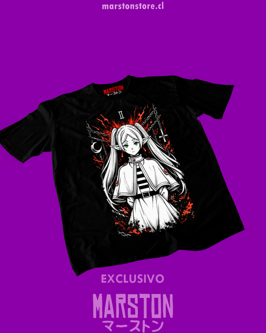 Polera negra Sousou no Frieren con diseño inspirado en el anime