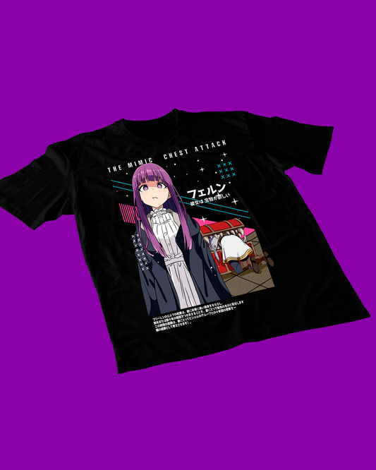 Polera negra Sousou no Frieren con diseño de Fern