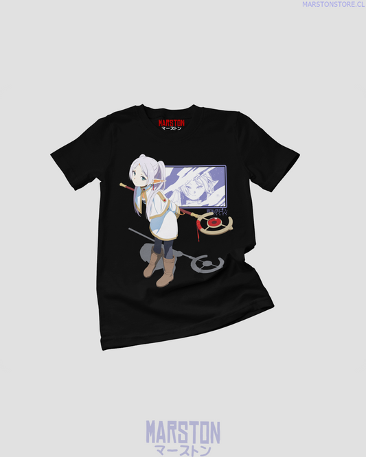 Polera Sousou no Frieren en oferta, talla M