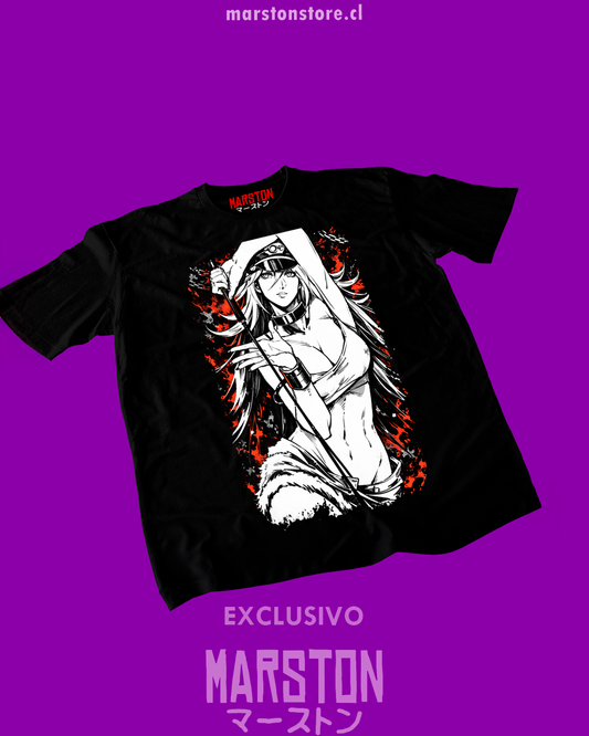 Polera negra Street Fighter con diseño de Poison