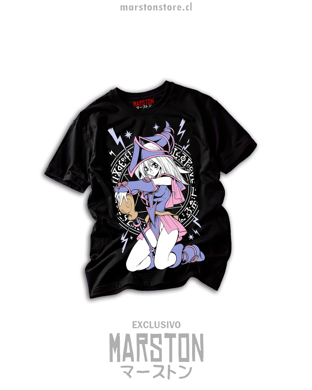Polera negra Yu-Gi-Oh! con la Maga Oscura y detalles violetas