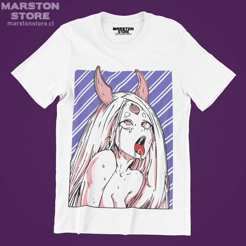 Polera blanca con diseño Ahegao