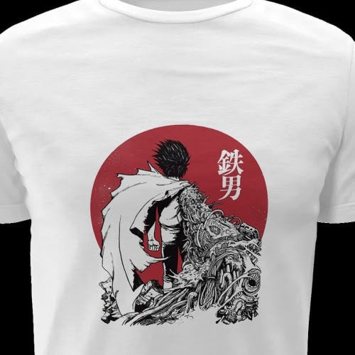 Polera blanca de Akira