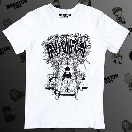 Polera blanca de Akira