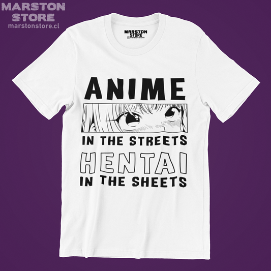 Polera blanca Anime in the Streets Hentai in the Sheets