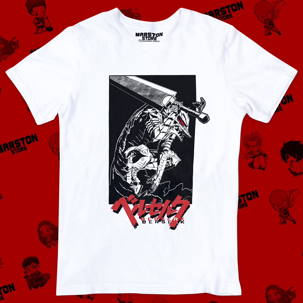 Polera blanca de Berserk con diseño inspirado en el manga
