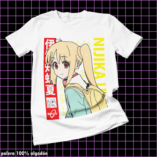 Polera blanca de Bocchi the Rock! con Nijika Ijichi