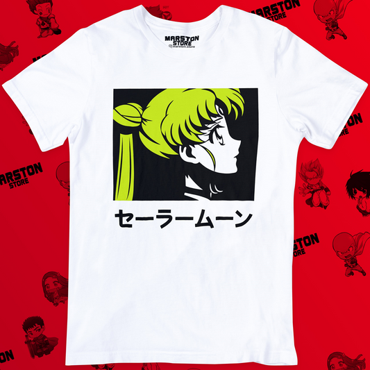 Polera blanca de Sailor Moon con diseño anime