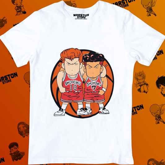 Polera blanca de Slam Dunk con Hanamichi Sakuragi y Ryota Miyagi