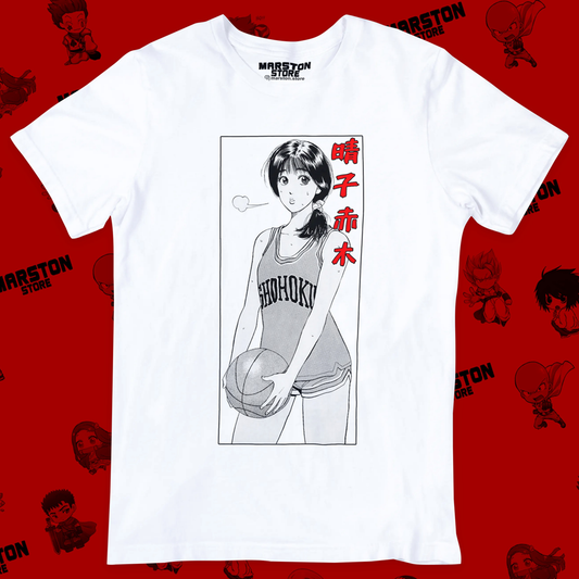 Polera blanca de Slam Dunk con Haruko Akagi