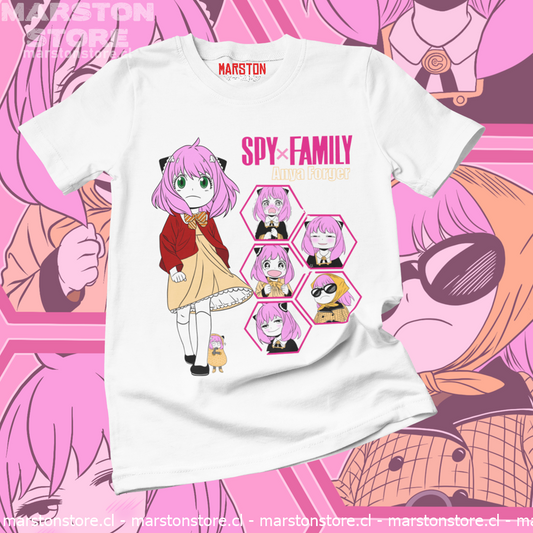 Polera blanca de Spy x Family con Anya Forger