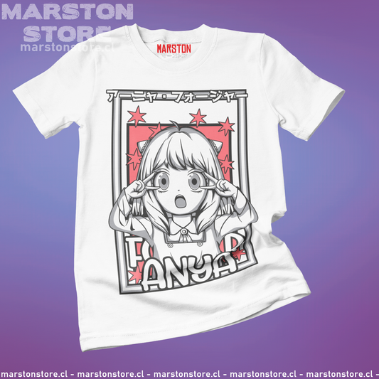 Polera blanca de Spy x Family con Anya Forger
