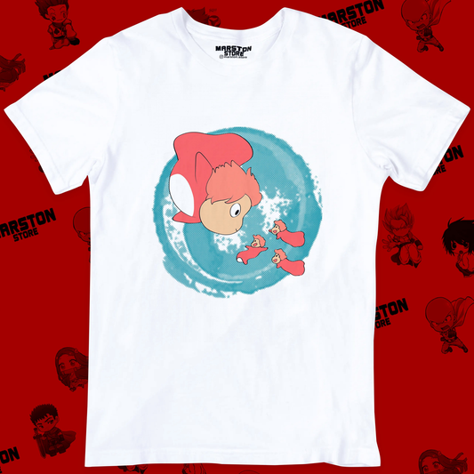 Polera blanca de Studio Ghibli con diseño de Ponyo