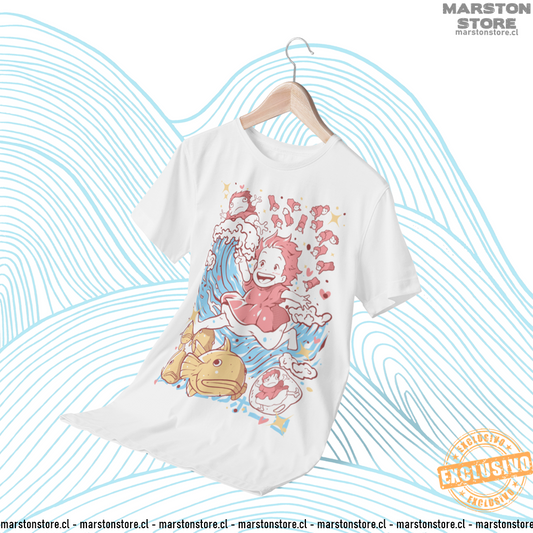 Polera blanca de Studio Ghibli con diseño de Ponyo