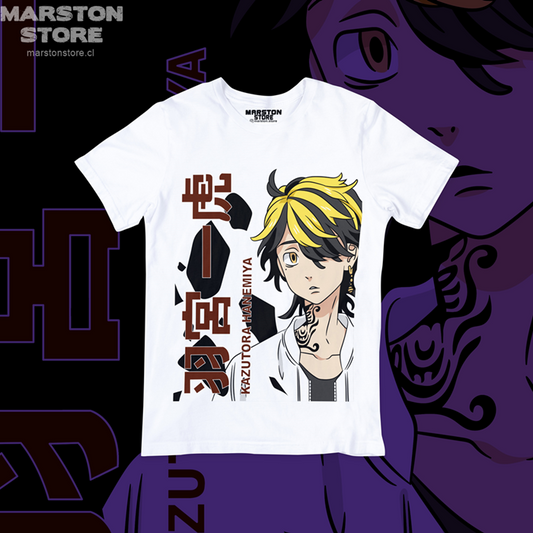 Polera blanca de Tokyo Revengers con Kazutora Hanemiya