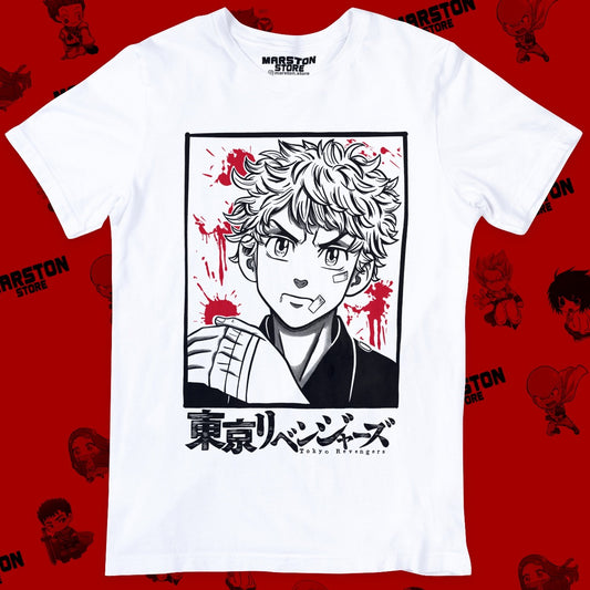 Polera blanca de Tokyo Revengers con personajes de Tokyo Manji Gang