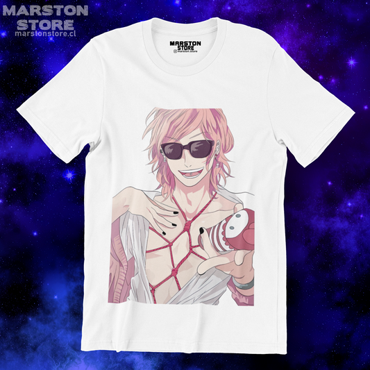 Polera blanca de Yarichin Bitch Club