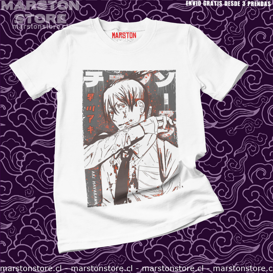 Polera blanca Chainsaw Man con diseño de Aki Hayakawa