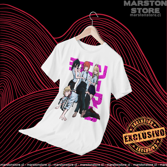 Polera blanca Chainsaw Man con diseño de Makima