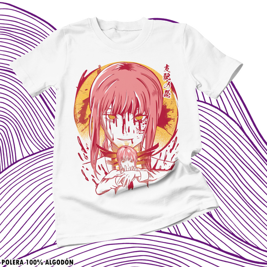 Polera blanca Chainsaw Man con diseño de Makima