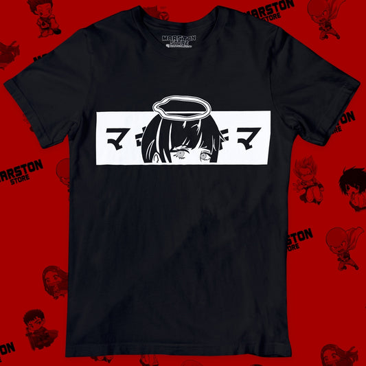 Polera negra Chainsaw Man con diseño de Makima