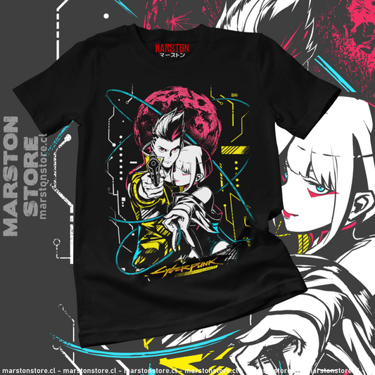 Polera negra de Cyberpunk: Edgerunners con diseño de Lucy Kushinada y David Martinez