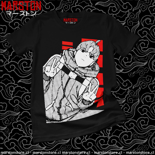Polera negra Dandadan con diseño de Jiji