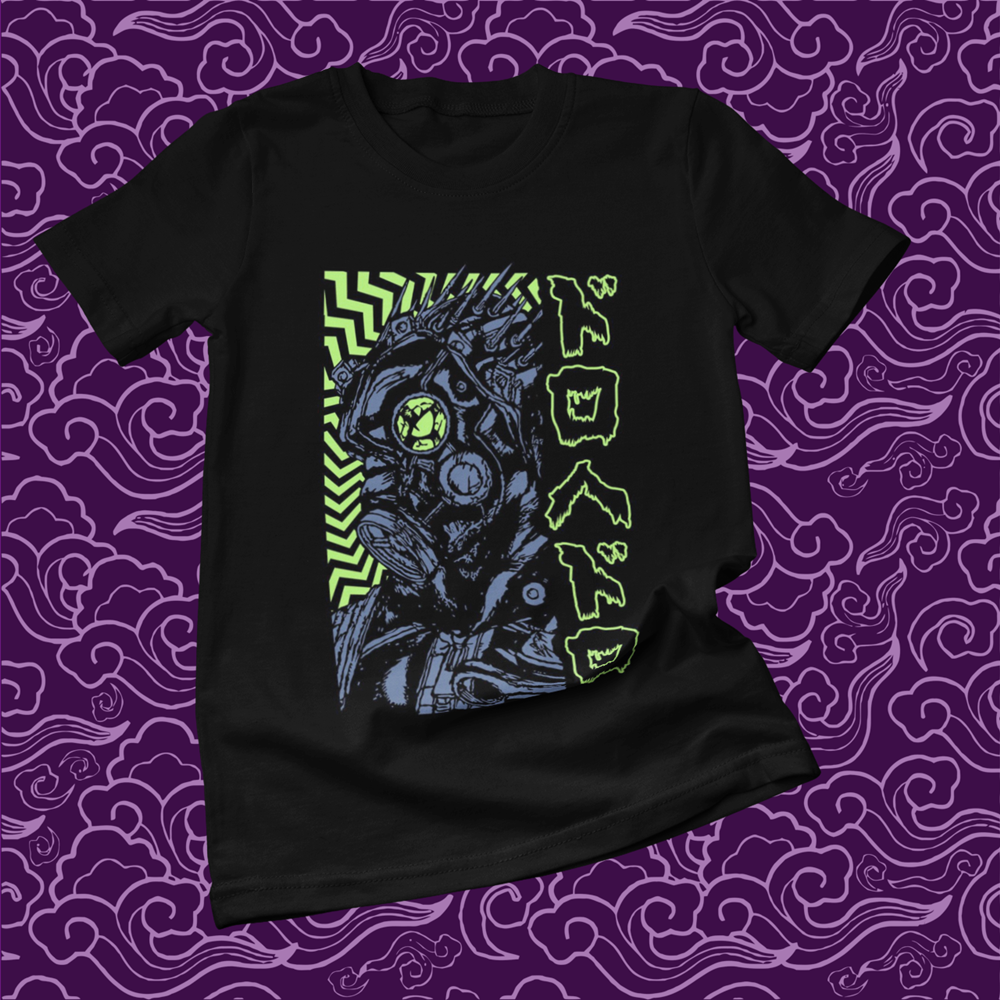 Polera negra Dorohedoro con diseño de Kaiman