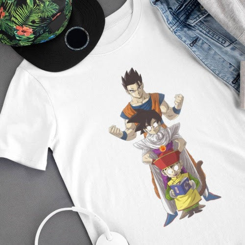 Polera blanca Dragon Ball con diseño de Gohan