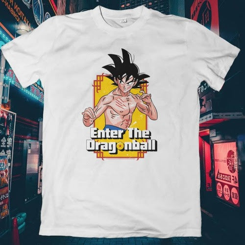Polera blanca Dragon Ball con diseño de Goku