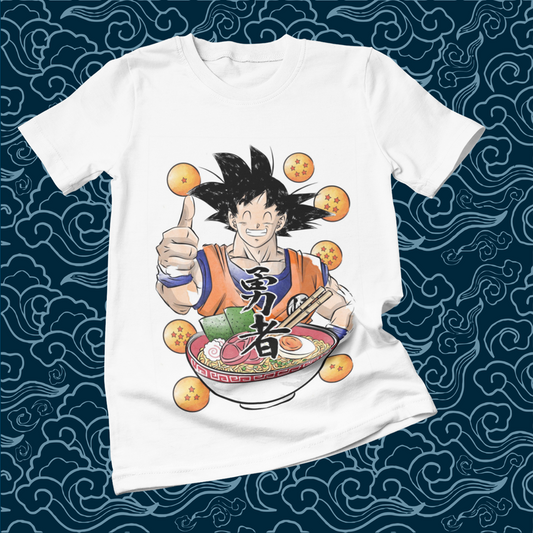 Polera blanca Dragon Ball con diseño de Goku