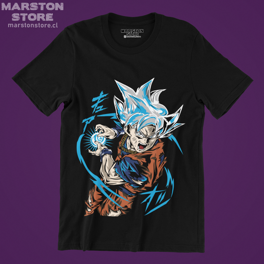 Polera negra Dragon Ball con diseño de Goku