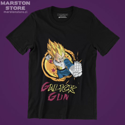 Polera negra Dragon Ball con diseño de Vegeta