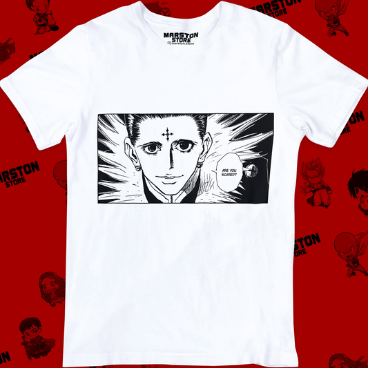 Polera blanca Hunter x Hunter con diseño de Chrollo Lucilfer