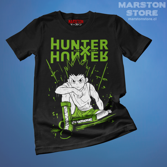 Polera negra Hunter x Hunter con diseño de Gon Freecss