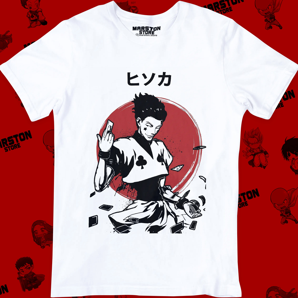 Polera blanca Hunter x Hunter con diseño de Hisoka Morow