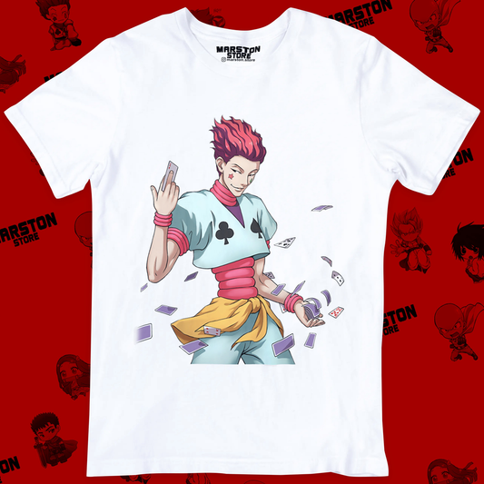 Polera blanca Hunter x Hunter con diseño de Hisoka Morow