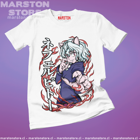 Polera blanca Hunter x Hunter con diseño de Neferpitou